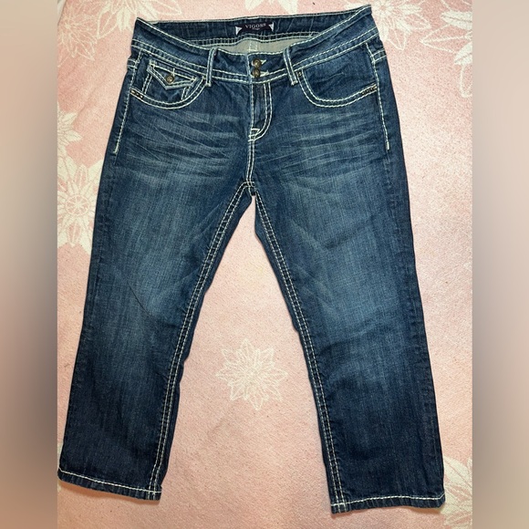 Vigoss Jeans Women’s Size 31 Capri Dark Wash Embellished Pockets - Picture 1 of 6